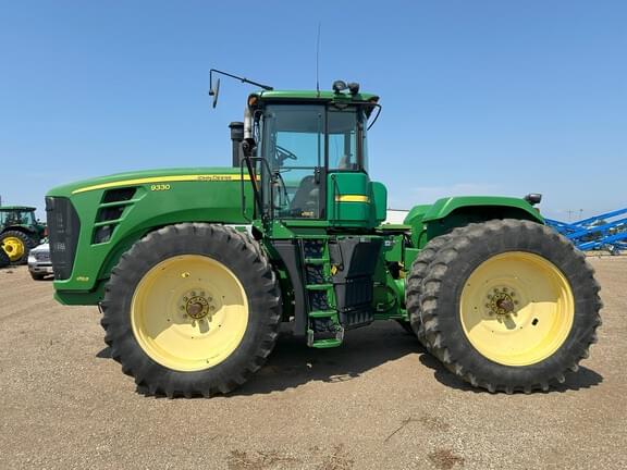 Image of John Deere 9330 Primary image