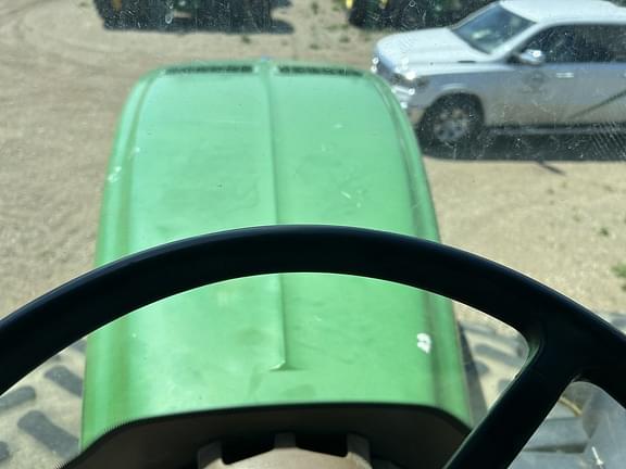 Image of John Deere 9330 equipment image 4