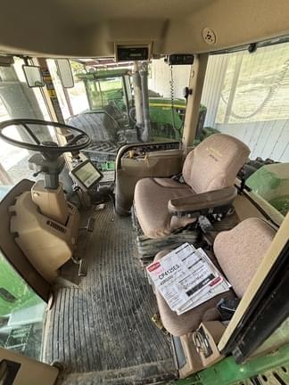Image of John Deere 9330 equipment image 4