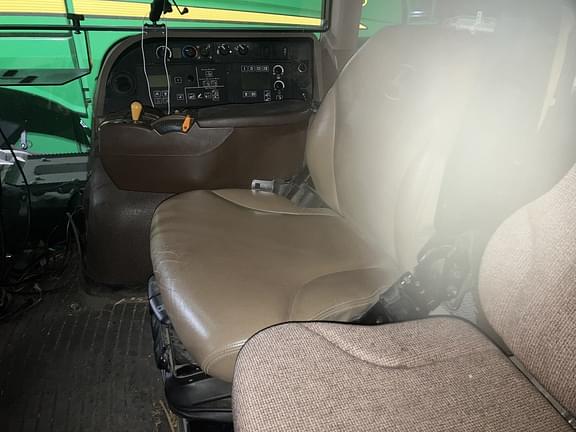 Image of John Deere 9430 equipment image 3