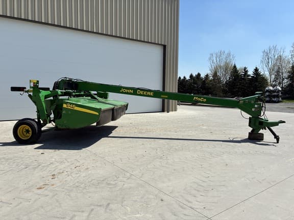 Image of John Deere 946 equipment image 1