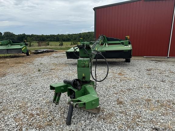 Image of John Deere 946 equipment image 1