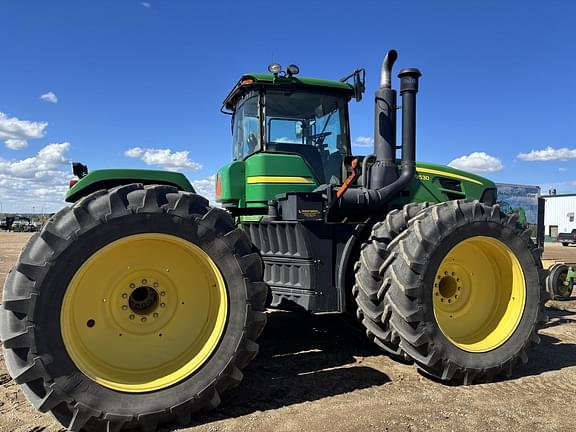 Image of John Deere 9530 equipment image 2