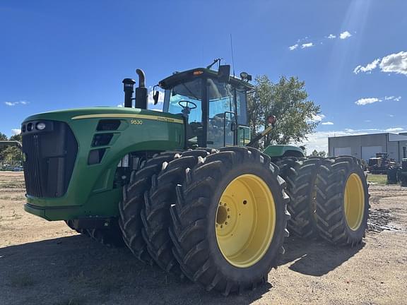 Image of John Deere 9530 equipment image 1