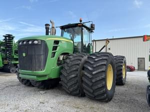 2010 John Deere 9530 Image