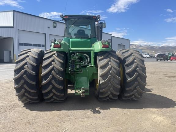 Image of John Deere 9530 equipment image 4