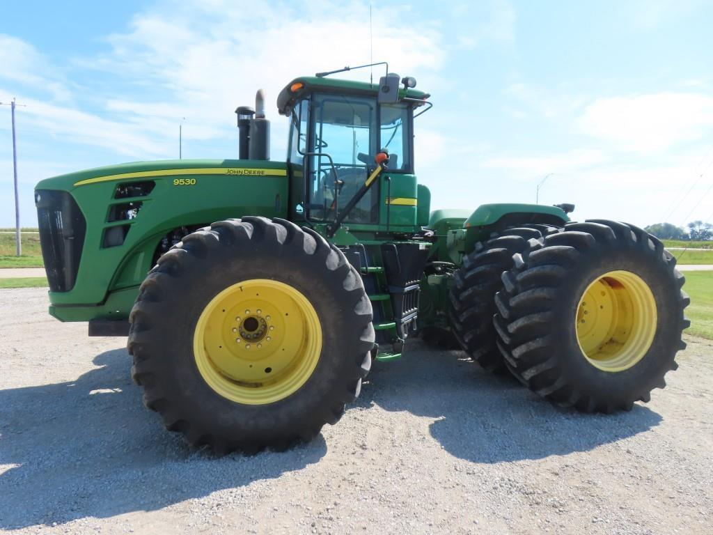 Image of John Deere 9530 Primary image