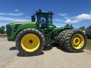 2010 John Deere 9530 Image