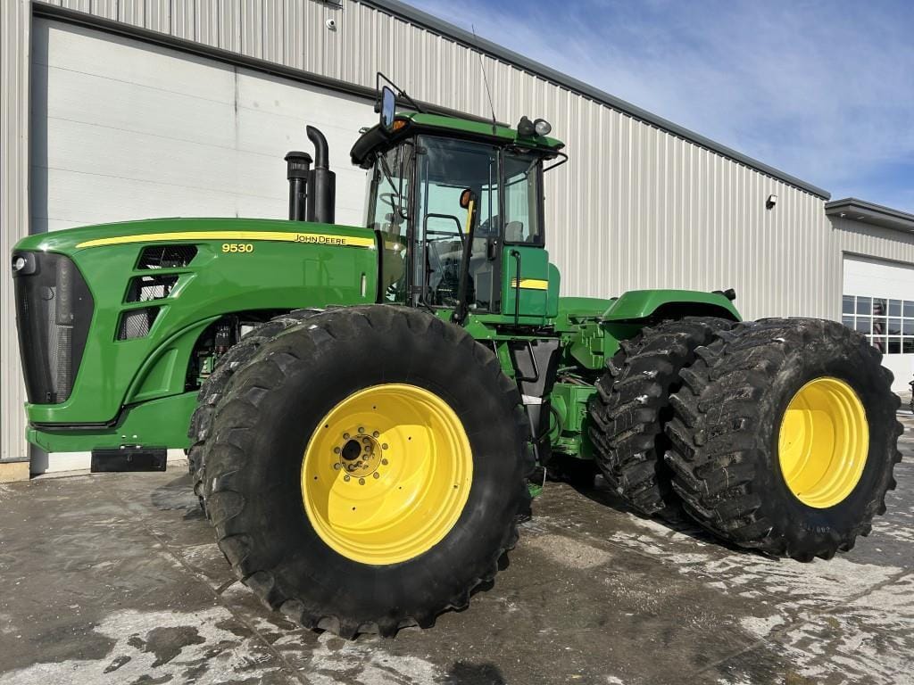 2010 John Deere 9530 Equipment Image0