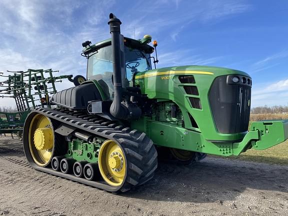 Image of John Deere 9530T equipment image 1