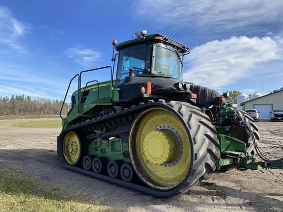 Image of John Deere 9530T equipment image 3