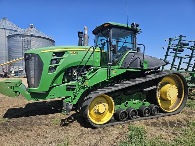 Image of John Deere 9530T equipment image 2