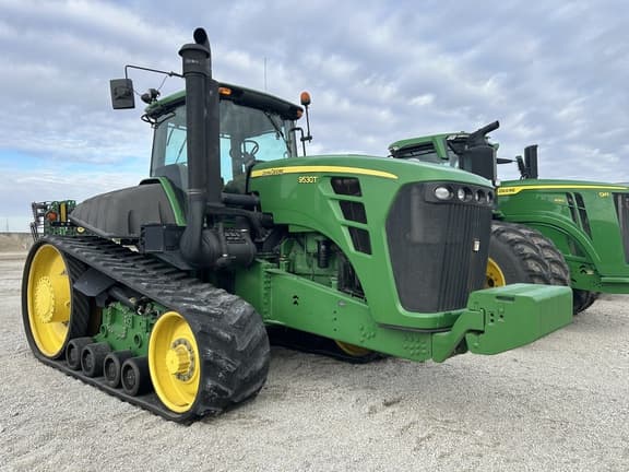Image of John Deere 9530T equipment image 1