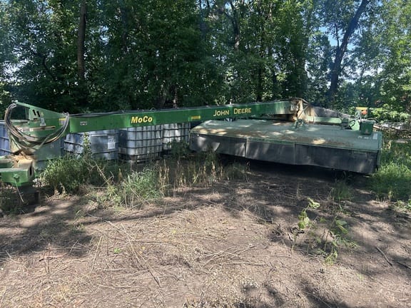 2010 John Deere 956 Equipment Image0