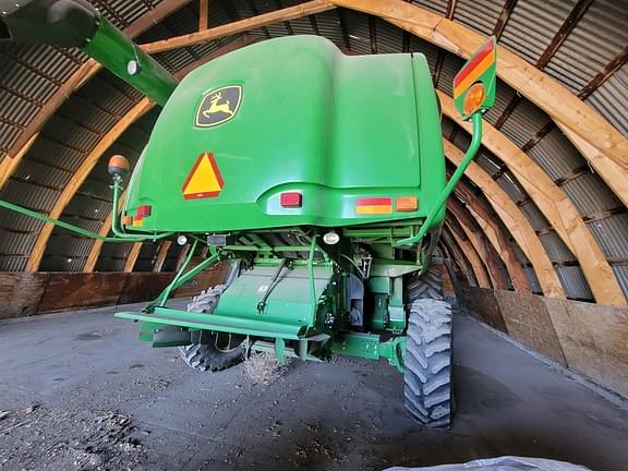 Image of John Deere 9570 STS equipment image 3