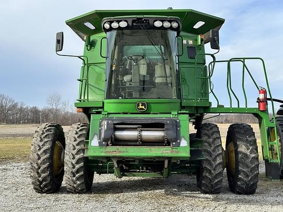 Image of John Deere 9570 STS equipment image 1