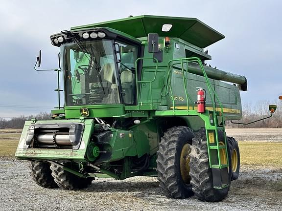 Image of John Deere 9570 STS equipment image 2