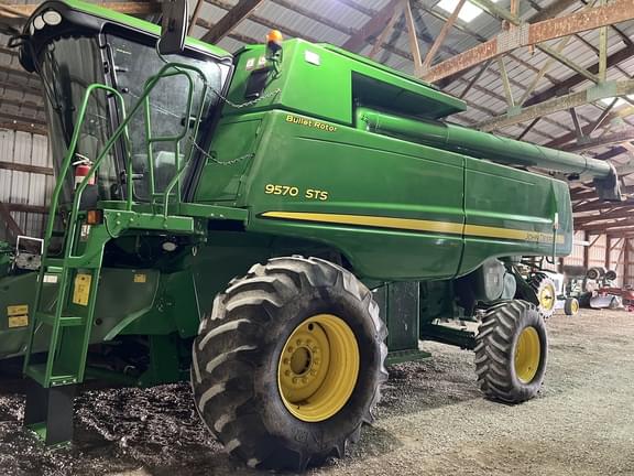 Image of John Deere 9570 STS Primary image