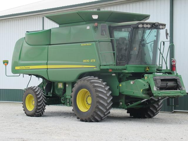 Image of John Deere 9570 STS equipment image 2