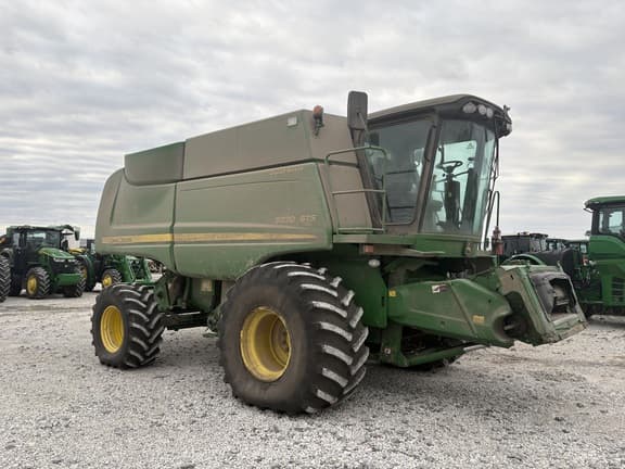 Image of John Deere 9570 STS equipment image 2