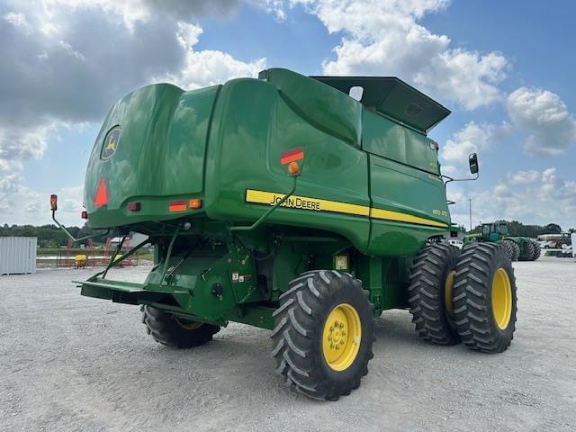 Image of John Deere 9570 STS equipment image 2