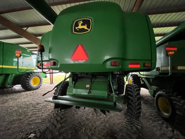 Image of John Deere 9570 STS equipment image 4