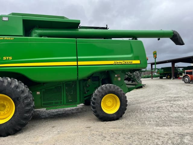 Image of John Deere 9570 STS equipment image 2
