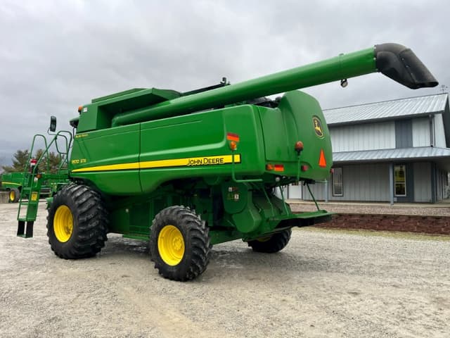 Image of John Deere 9570 STS equipment image 3