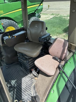 Image of John Deere 9630T equipment image 4