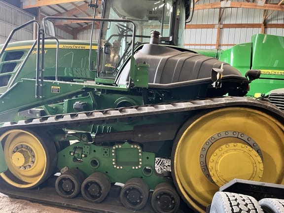 2010 John Deere 9630T Equipment Image0