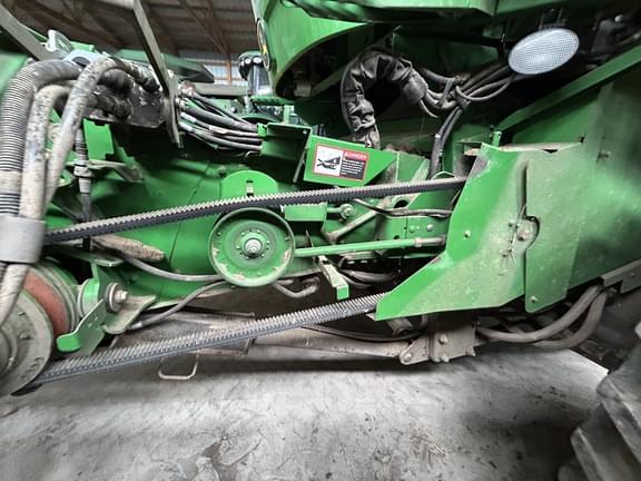Image of John Deere 9670 STS equipment image 3