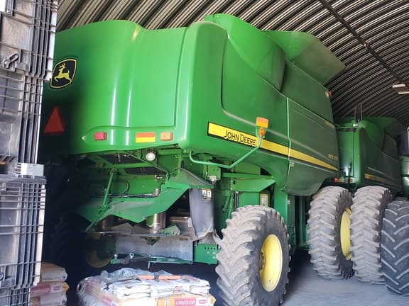 Image of John Deere 9670 STS equipment image 1