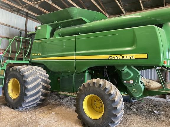 Image of John Deere 9670 STS Primary image