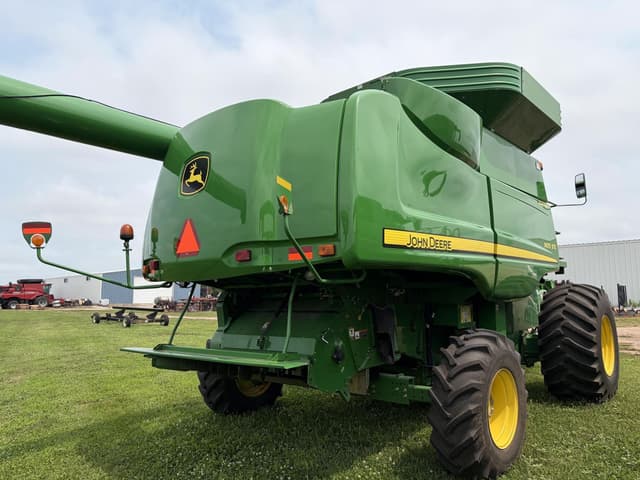 Image of John Deere 9670 STS equipment image 3