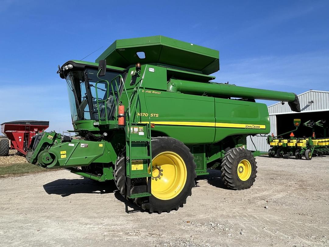 Image of John Deere 9670 STS Primary image