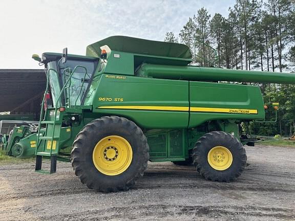 Image of John Deere 9670 STS Primary image