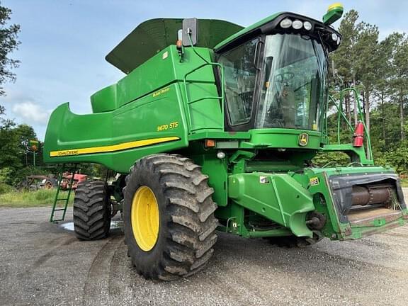 Image of John Deere 9670 STS equipment image 3