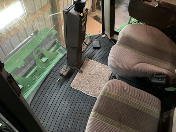 Image of John Deere 9670 STS equipment image 4