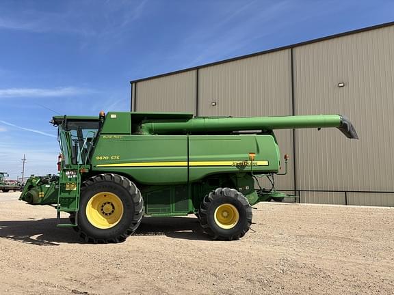 Image of John Deere 9670 STS equipment image 1