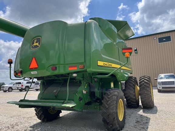 Image of John Deere 9670 STS equipment image 4