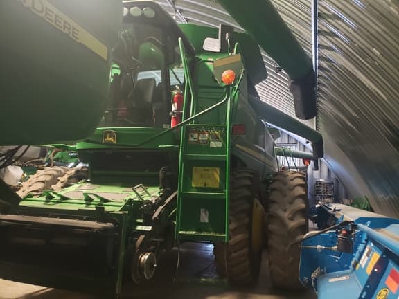 Image of John Deere 9670 STS equipment image 1