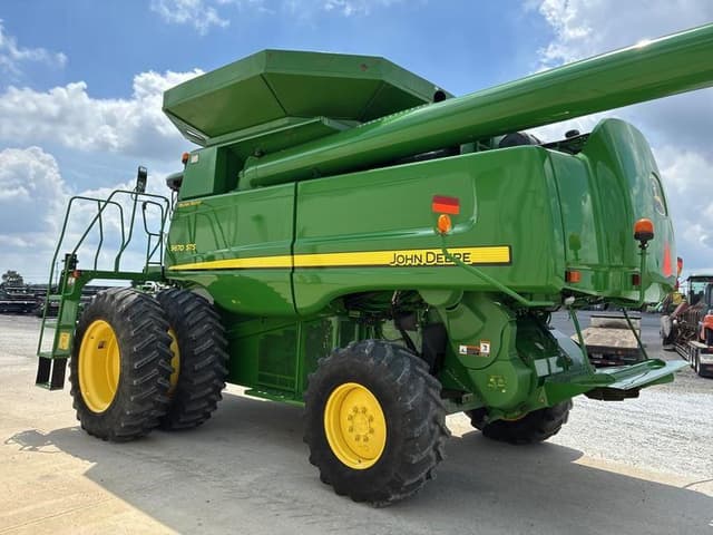 Image of John Deere 9670 STS equipment image 2