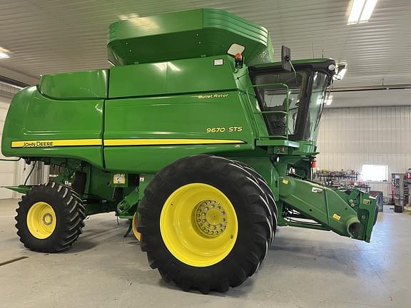 Image of John Deere 9670 STS Primary image