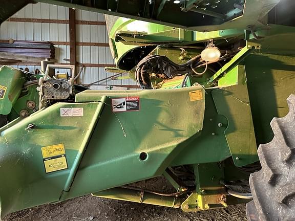 Image of John Deere 9670 STS equipment image 1