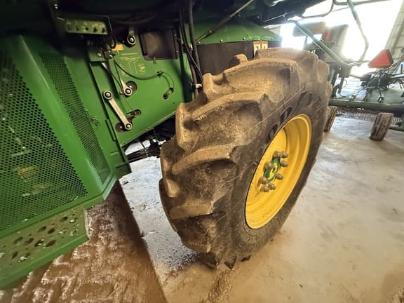 Image of John Deere 9670 STS equipment image 4