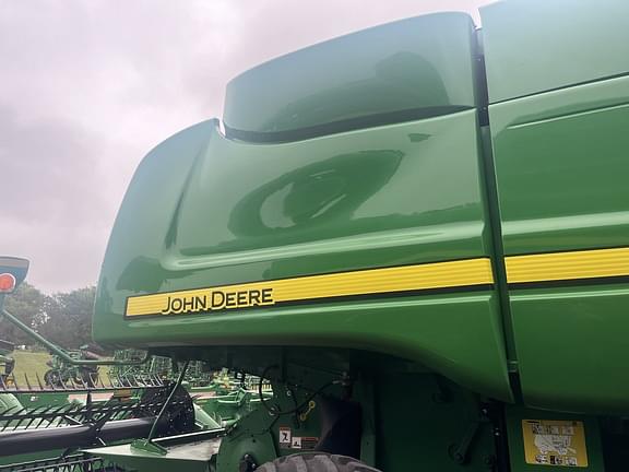 Image of John Deere 9670 STS equipment image 2