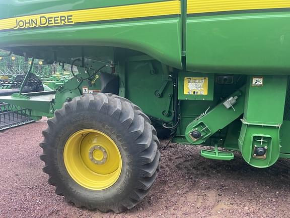 Image of John Deere 9670 STS equipment image 3