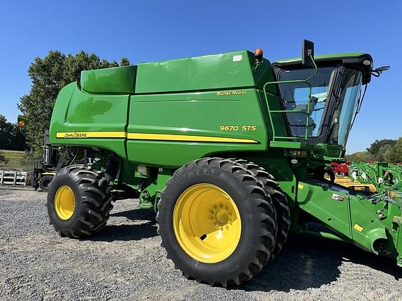 Image of John Deere 9670 STS Primary image