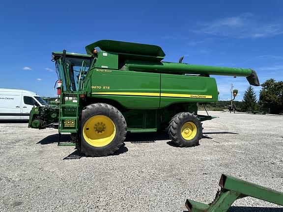 Image of John Deere 9670 STS Primary image