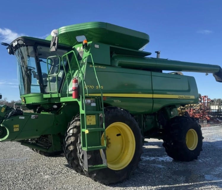 2010 John Deere 9770 STS Equipment Image0